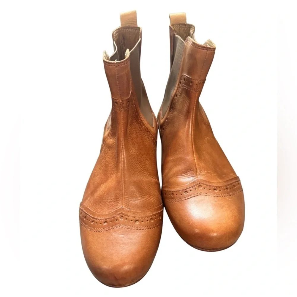 J Shoes Chelsea Boots Size 8.5